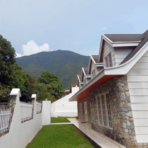 Imagen 6 de 10 de Venta - Casa - Urb. Santa Eduvigis (sector Santa María)