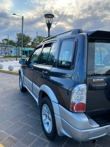 Suzuki Grand Vitara 2.0 I Mt