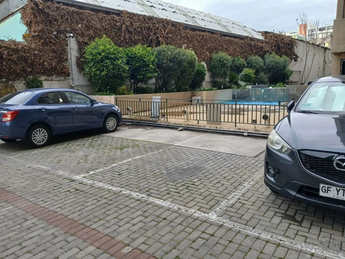 Estacionamiento En Arriendo En Independencia
