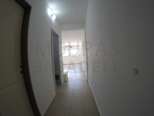 Amplio Monoambiente - Villa Luzuriaga - Zona Unlam