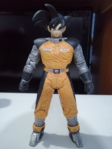 Goku Y Krillin Figuras Space Suit Movie Collecction