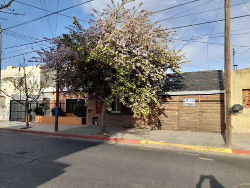 Vendo Casa Sobre Monseñor De Andrea Barrio Alto Alberdi