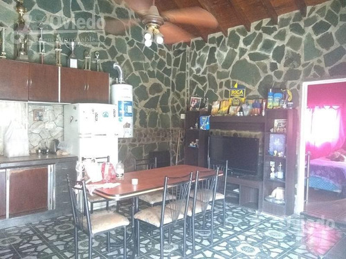 Pintoresca Propiedad De 3 Amb En Castelar Of 1595j