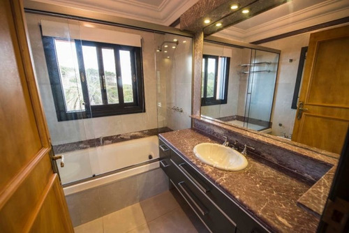Imagen 12 de 28 de Venta De Casa 5 Dormitorios En Las Grutas, Punta Ballena
