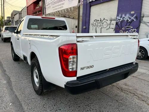 Nissan NP300 2.5 Pick-up Dh Aa Pack Seg Mt
