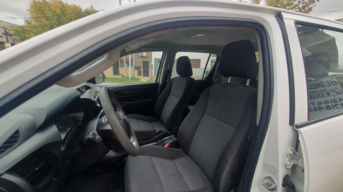 Toyota Hilux 2.4 Cd Dx 150cv 4x4