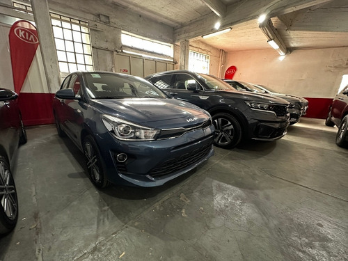 Imagen 19 de 21 de Kia Rio 2022 Sx At