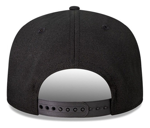Imagen 3 de 5 de Jockey New Era 950 Ss Lakers Negro Hombre