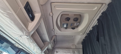 Imagem 4 de 15 de Iveco Stralis 440 6x2 2016/17 0276808km (380, 420) (4744)