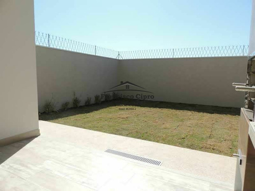 Imagem 27 de 30 de Casa Sobrado À Venda Em Guaratinguetá/sp - Cs468