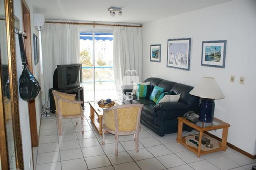 Venta Apartamneto (2 Dorm Punta Del Este ) - Cap Breton- - Ref : Pbi12424