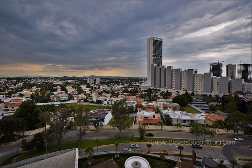 Departamento De Lujo En Venta En Torre Zsense Andares