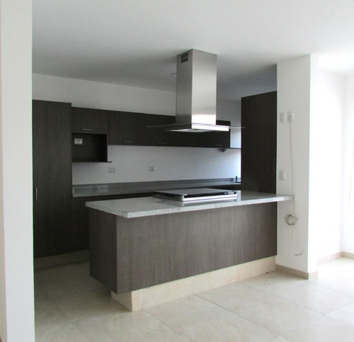 Preciosa Casa En Residencial El Refugio Querétaro Ojac-a-504