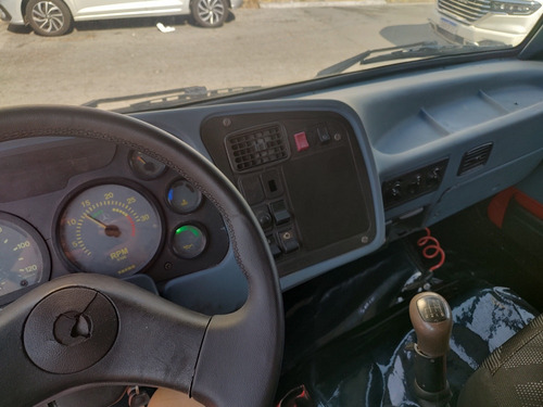 Mercedes 1720 Modelo 1999 Com Baú