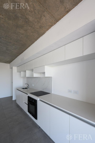 Venta De Departamento 3 Ambientes Con Balcón Corrido En Sarandí