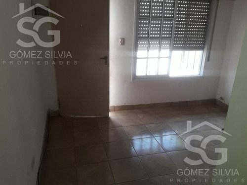 Terreno En Venta Con 5 Casas