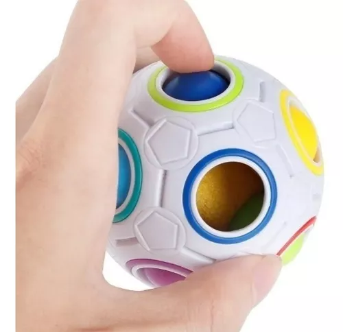 Bola de quebra-cabeça arco-íris em 3D
