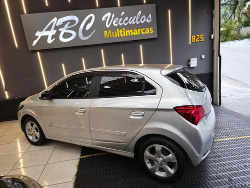 Chevrolet Onix 1.4 MPFI LT 8V FLEX 4P AUTOMÁTICO