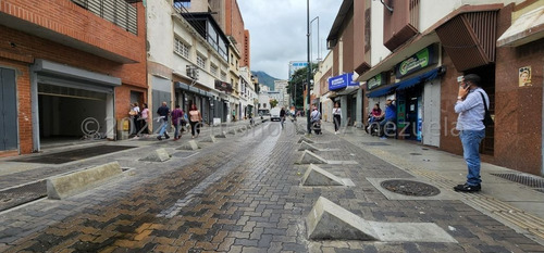 Imagen 4 de 28 de Sabana Grande Edifico Dde Oportunidad Listo Para La Venta.. Locales Comerciales Y Oficinas Con Su Baño..! Carlos Zambrano 0424 283 6665 Codigo: Mls #23-4780