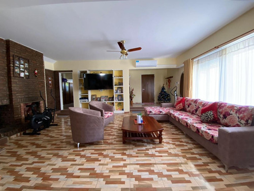 Imagen 4 de 18 de Venta Amplia Casa 5 Ambientes. Av. Peron 2860 San Miguel