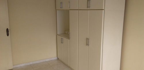 Imagem 9 de 14 de Embare- Apto 2 Dorm -sacada-dep-1 Vg Livre-elev-oportunidade
