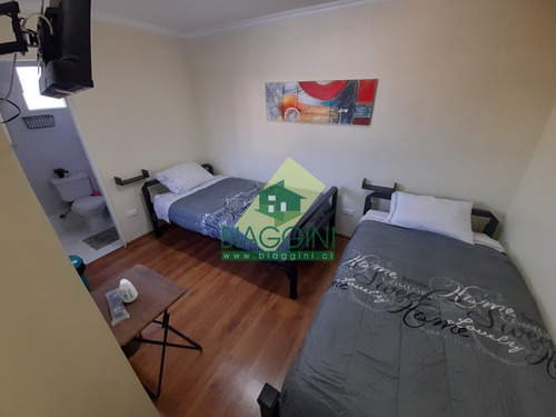 Id 39209 Hostal Calle Adamson