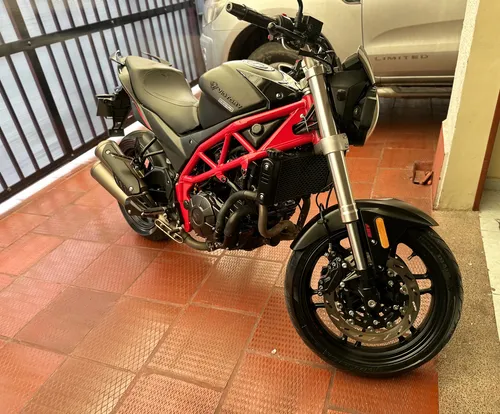Victory Venom 400 Modelo 2022