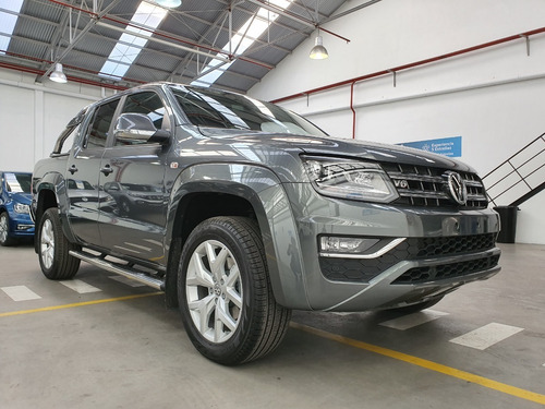 Imagen 4 de 25 de Volkswagen Amarok V6 Highline 0km 258cv My23 Dcolores