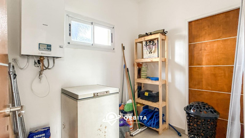 Casa En Venta En San Sebastián, Area 5, A La Laguna