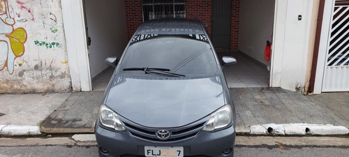 Toyota Etios 1.3 16v X 5p