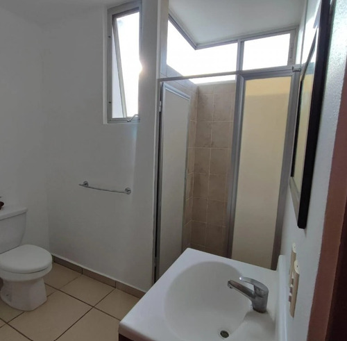 Casa En Venta, Parque Arrayanes, Guadalajara, Rh*