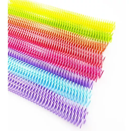 Espiral de plástico para encuadernar. Nuevos acabados y colores de  consumibles de encuadernación. Espirales…
