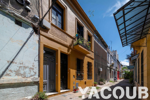 Ph En Venta - 4 Dormitorios 2 Baños - 270mts2 - Almagro