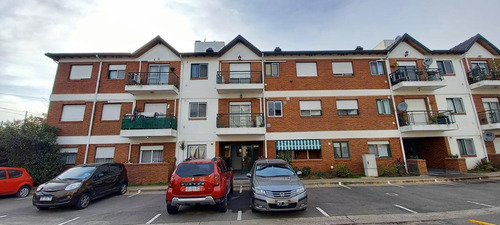 Imagen 4 de 18 de Departamento Reciclado 3 Ambientes - Esquel 1400 - Barrio La Colina