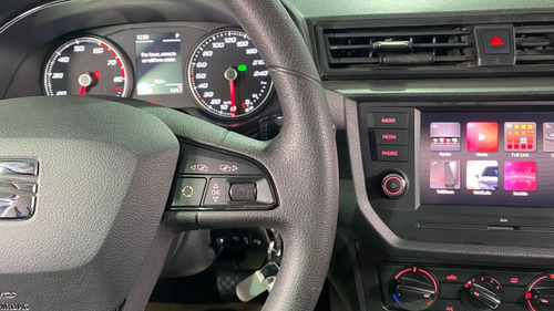 Imagen 15 de 19 de Seat Arona Reference 1.6 At 2020