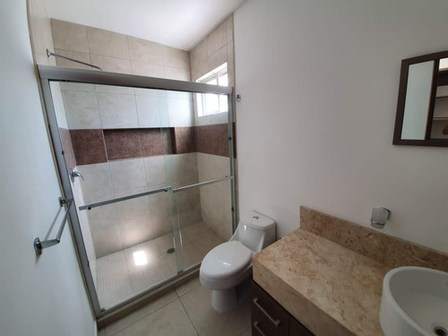 Imagen 6 de 9 de Casa En Renta En El Refugio Querétaro