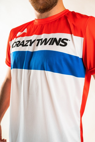Imagen 3 de 4 de Remera Deportiva Cro