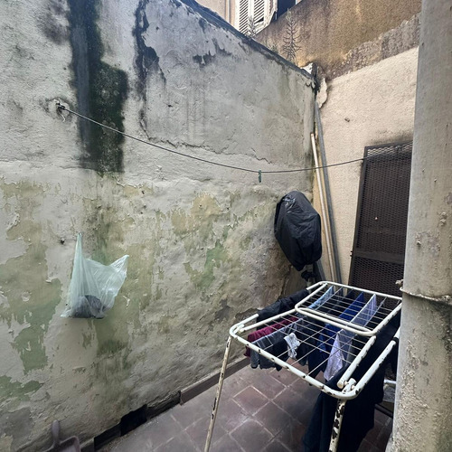 Venta Departamento De Pasillo De 1 Dormitorio Sometido A Ph En Barrio Arroyito
