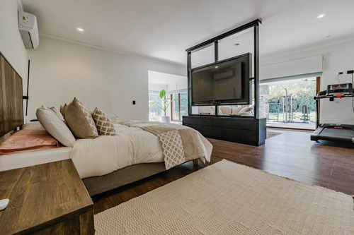 Casa Con Doble Altura Impecable, En Condominio Las Garzas