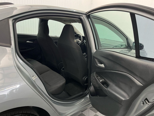 Chevrolet Onix plus 1.0 Lt 4p