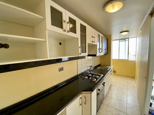 Arriendo Económico Departamento En Edificio Diego Portales