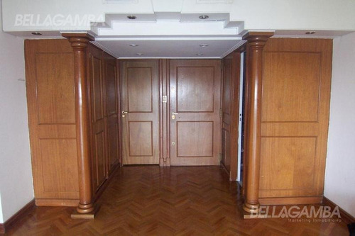 Imagen 4 de 19 de Piso En Recoleta 4 Ambientes Con Dependencia Y Cochera
