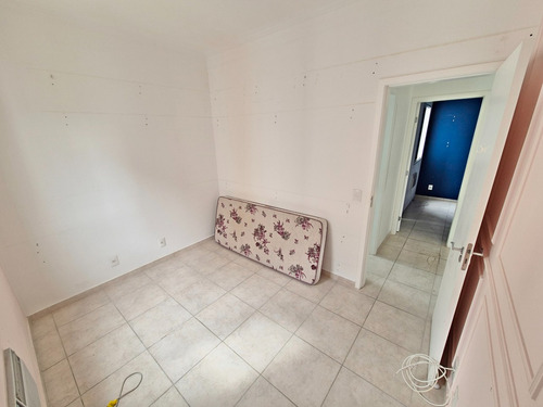 Apartamento 2 Dormitórios, Suíte, Sacada Envidraçada, Garagem, R$ 370 Mil, Em Praia Grande, Ap1390