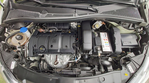 Peugeot 208 1.6 Feline M/t Año 2019