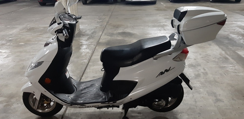 Imagen 4 de 11 de Suzuki An125