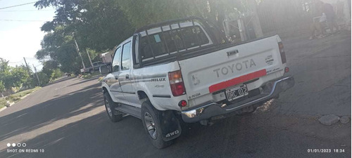 Imagen 6 de 17 de Toyota Hilux 2001 3.0 D/cab 4x4 D Sr