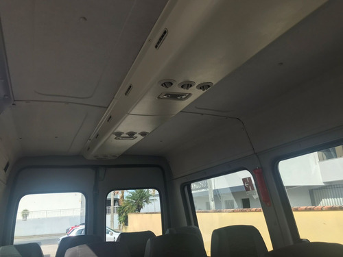 Imagem 10 de 10 de Fiat Ducato Minibus Teto Alto/longa 2016
