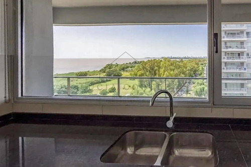 Departamento En Venta Olivos 2 Dormitorios En Piso 10 Con Vista Al Rio Torre Mayor