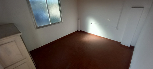 Imagen 4 de 13 de Departamento Monoambiente En Alquiler En Tablada, La Matanza, G.b.a. Zona Oeste
