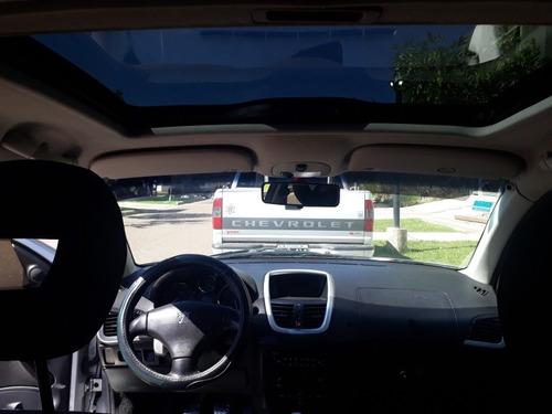Peugeot 207 1.6 Sedan Xt Premium
